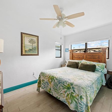 Uptown Cottage - Walk To The Beach And Restaurants Какао-Бич Экстерьер фото