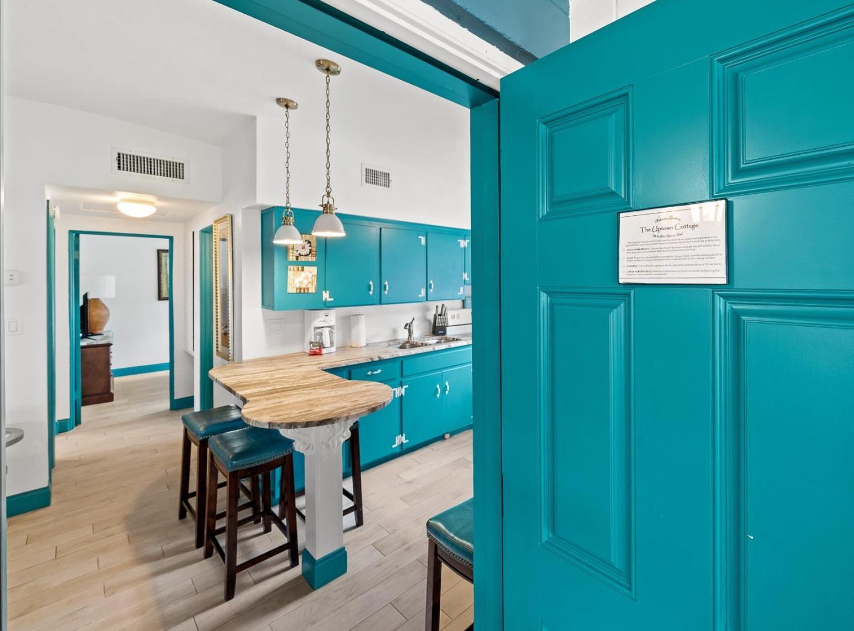 Uptown Cottage - Walk To The Beach And Restaurants Какао-Бич Экстерьер фото